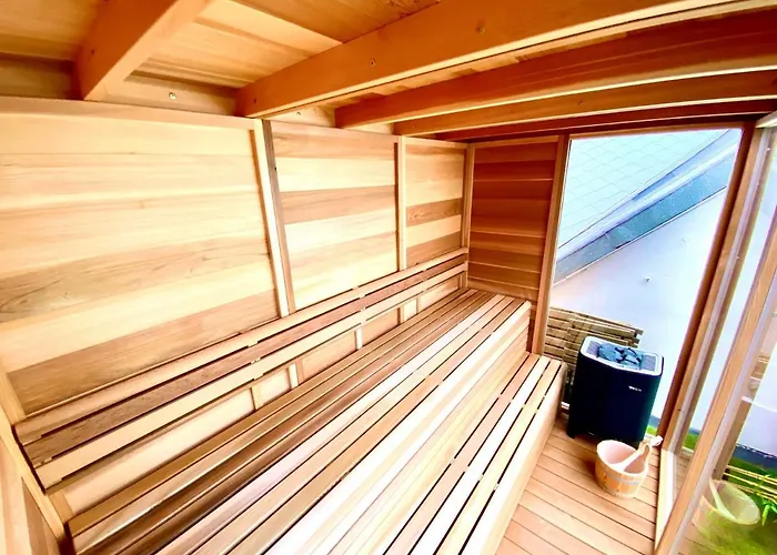 The Square - Cozy Home In The City Center With Outdoor Sauna