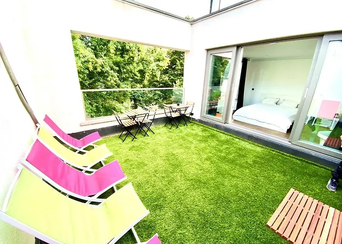 The Square - Cozy Home In The City Center With Outdoor Sauna