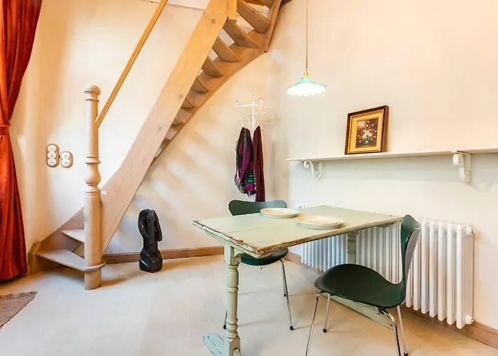 Carriage House In Quiet Ecological Garden