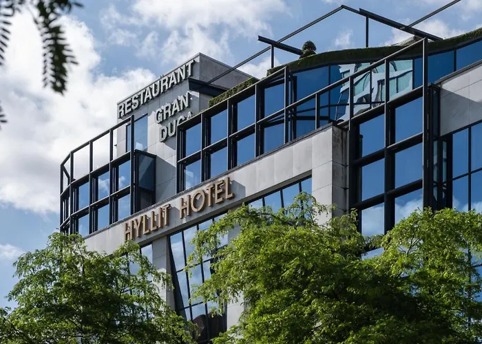 Hyllit Hotel
